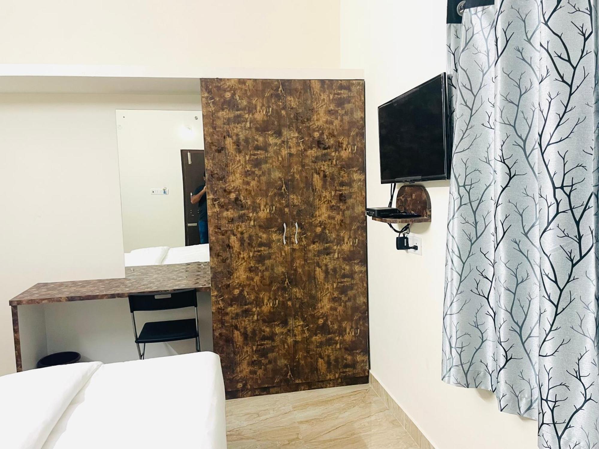 Pearl Stays, Tirupathi ティルパティ 部屋 写真
